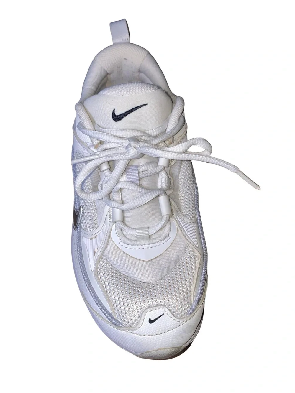 Nike Air Max Bliss Womens Sneakers Summit White size 7 DH5128-101